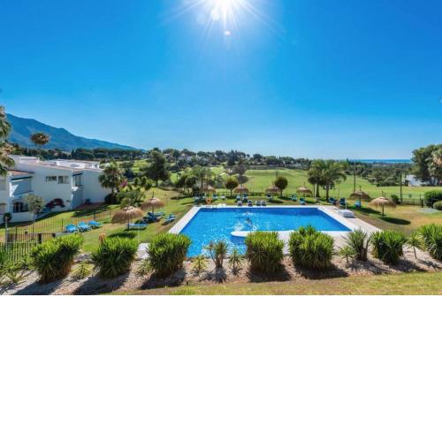 Azahara 1 3A Casa Concha great location and nice view located in the popular Aloha