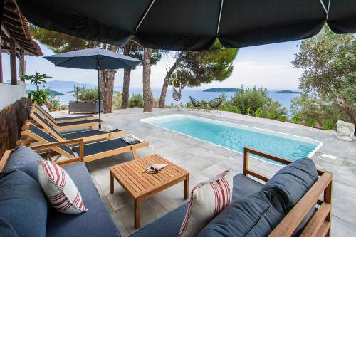 Azul Boutique Home