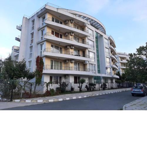 Azuro Aparthotel Sunny Beach