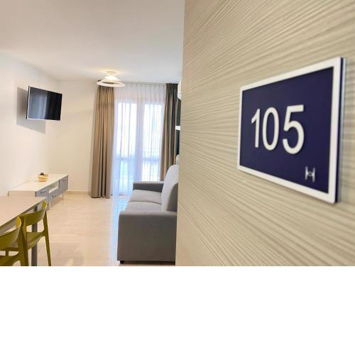 Azzurra Apartments