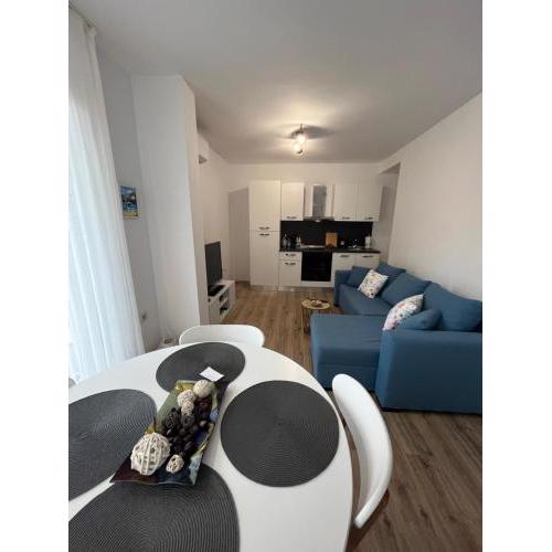 Azzurro Premium Apartment on Bulevard Bogoridi