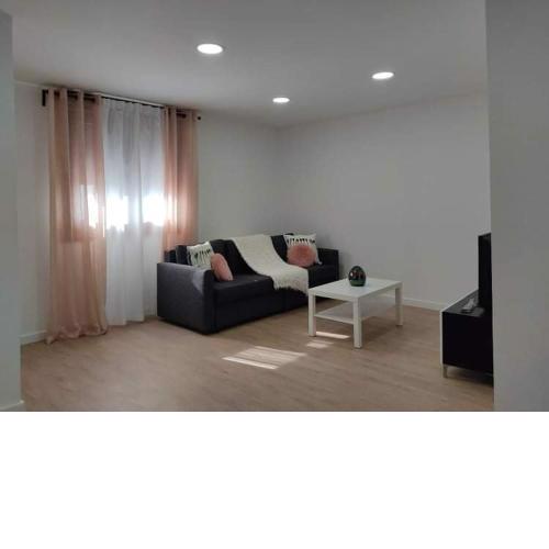 b Apartamentos Diego