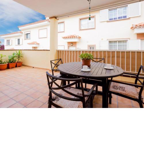 B102 La Finca Chayofa AC Terrace Smart TV
