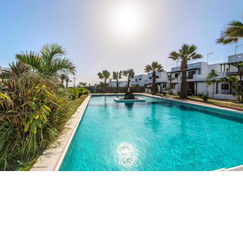 B16-Dúplex luminoso+ piscina a 150 m del mar