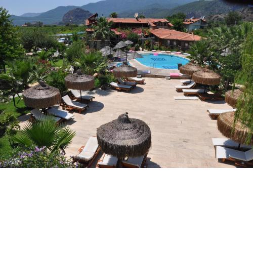 Bahaus Resort