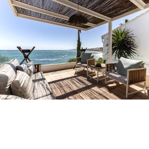 Bahia Dorada by the sea