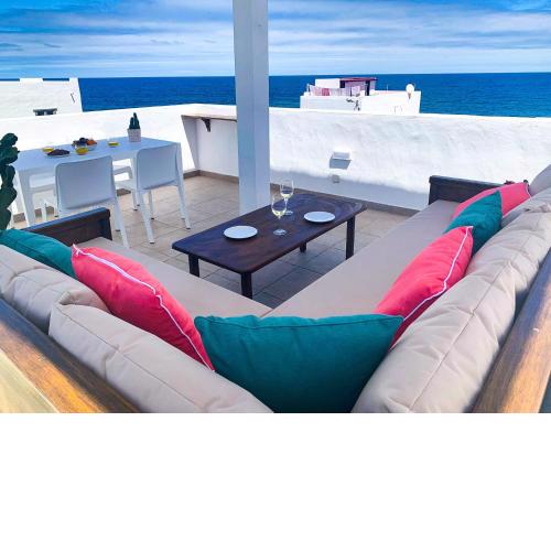 BAHIA LA SANTA APARTMENTS LANZAROTE