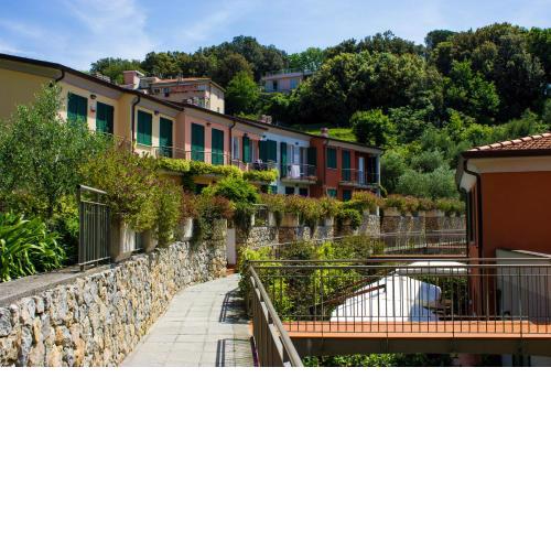 Baia Blu RTA Residence