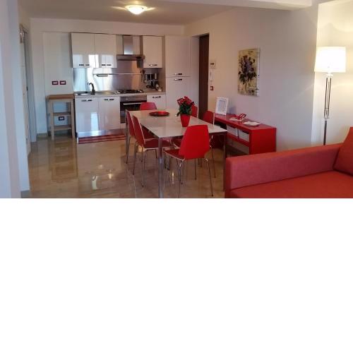 Baia Giardini Apartments