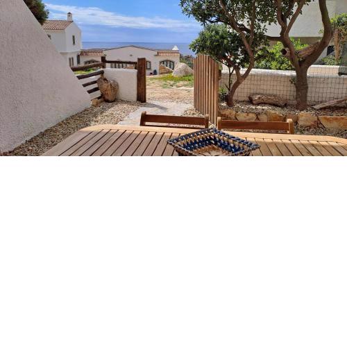Baia Santa Reparata, grazioso bilocale con vista mare - IUN Q2157