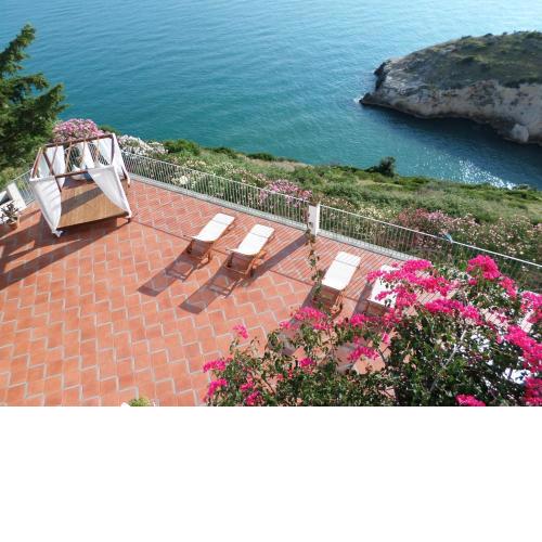 Baia Scirocco Bed and Breakfast