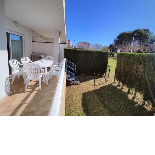 BAJO CON JARDIN en segunda línea Canaret ALBERT VILLAS