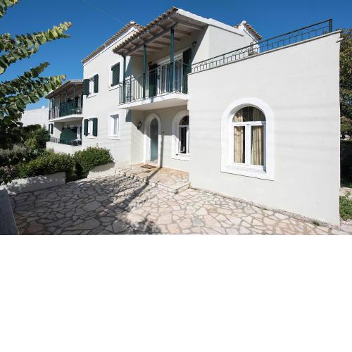 Balaris Apartments