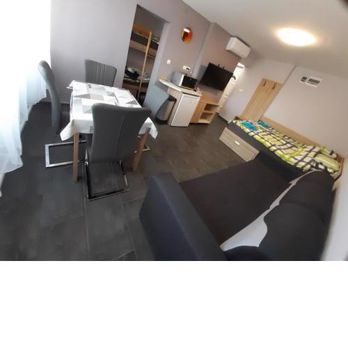 Balatonfenyves közvetlen vízparti Apartman pároknak