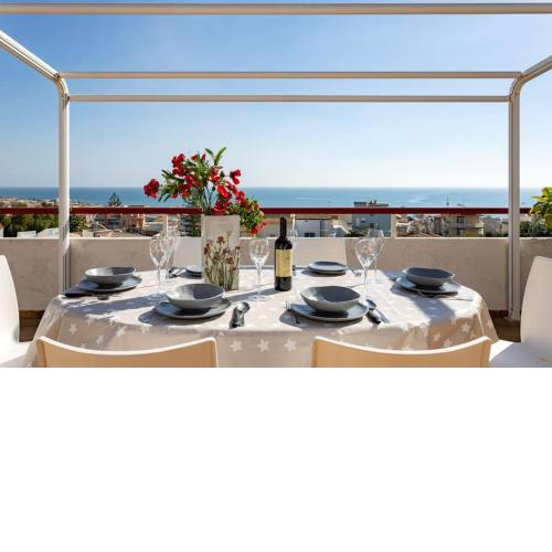 [Bandiera Blu] Vista mare e Parcheggio Privato ®