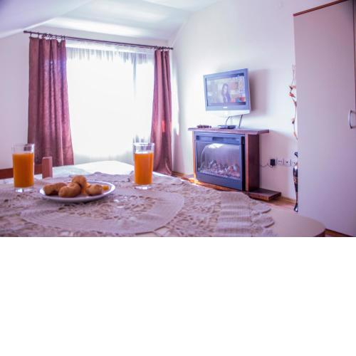 Bansko home with a Mountain view