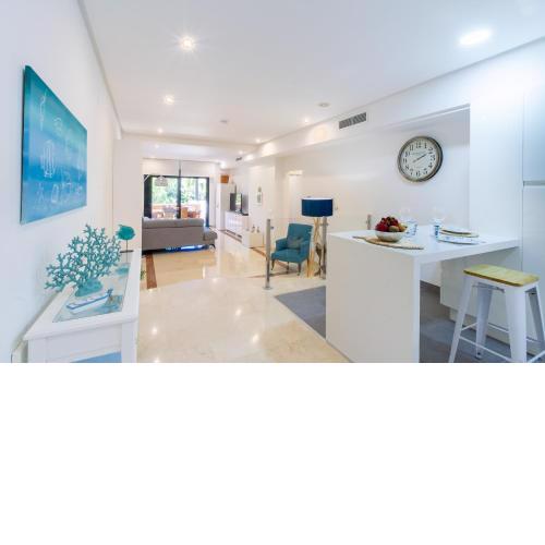 Banús Las Mimosas Suite Apartment