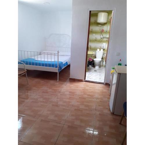 Barato habitation ( chip rooms)