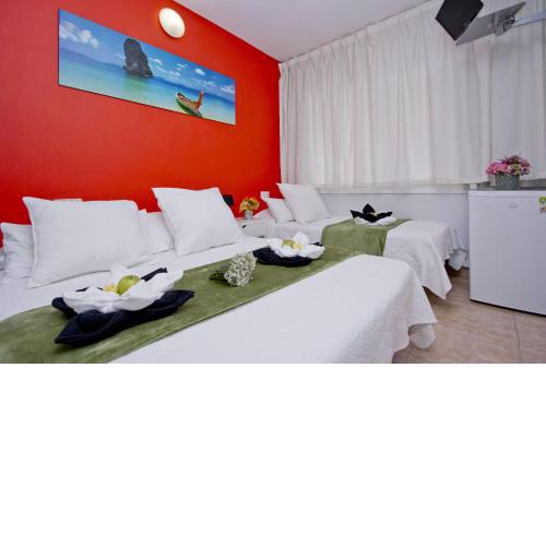 Barcelona City North Hostal