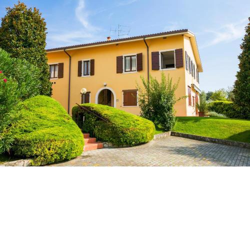 Bardolino Garden Pool &Tennis on the lake