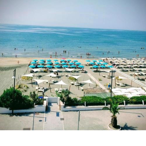 Baron Beach Hotel