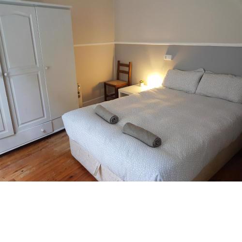 Basic apartment near Tabakalera and bus depot