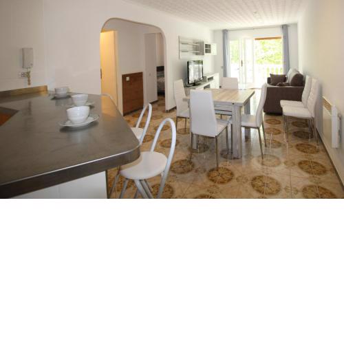 BASIC CONFORT Apartamento Port Emporda 0195