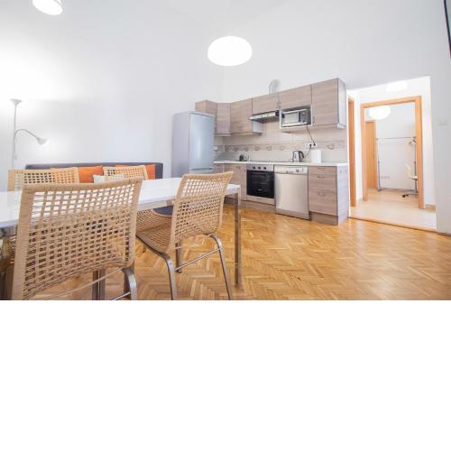 Basilica Two Bedroom Apartment