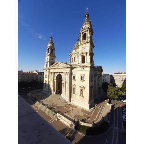 Basilika Monnalisa luxury 3 bedrooms apartment with amazing view and free parking