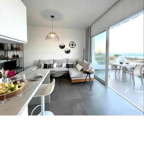 BAY DIVINO