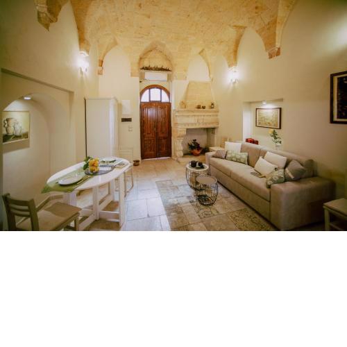 B&B Antichemura