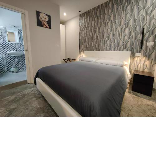 B&B D643