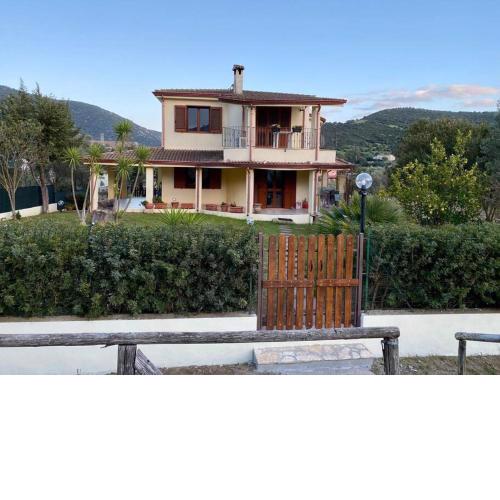 B&B Domus Leo