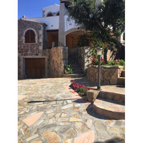 B&B I Mari Di Gallura