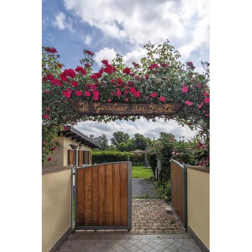 B&B Il Giardino dei Poeti and Apartments