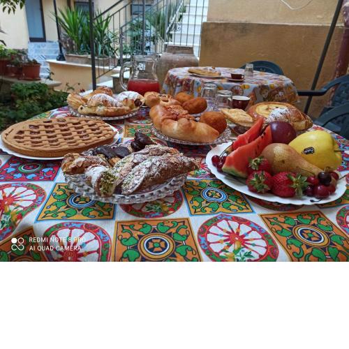 B&B Il Melograno Antico con Terrazza e Giardino