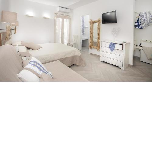 B&B Jolie