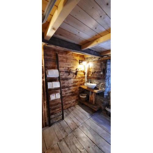 b&b La Corte dei Cerri- Il Piccolo Chalet