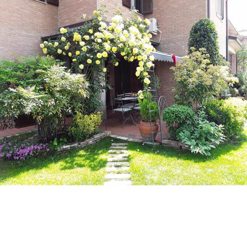 B&B LA ROSA GIALLA