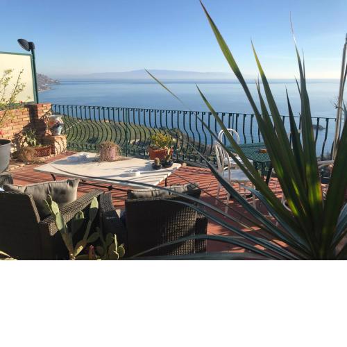 B&B La Terrazza Sul Mare Taormina