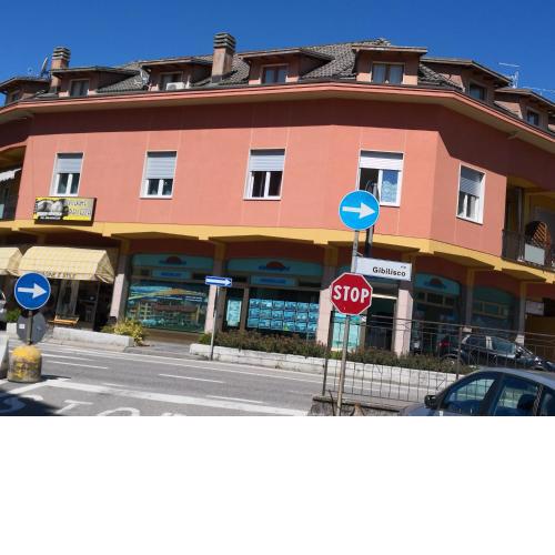 B&B MANITO