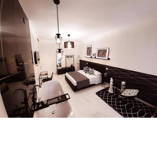 B&B Secret Suite