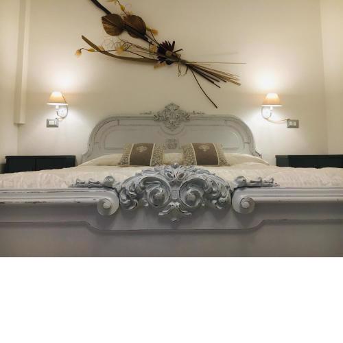 B&B SHARDANA