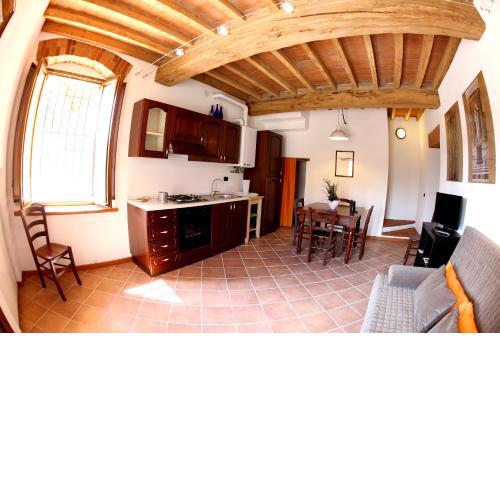 B&B Stradivari