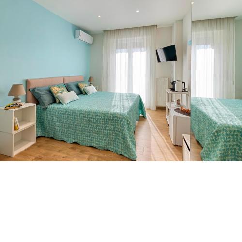 B&B Tiffany