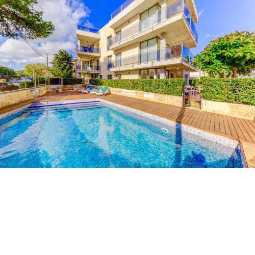 Beach Apartment Cirerer