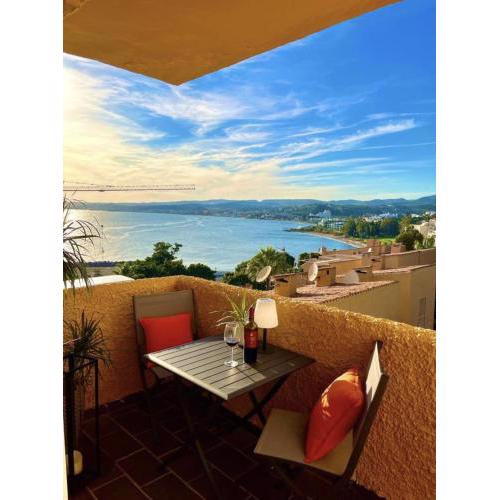 Beach Front Apartment in Estepona