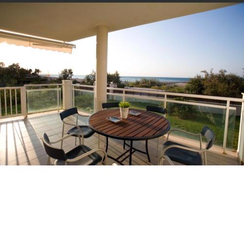 Beach View Paradise, pets welcome!