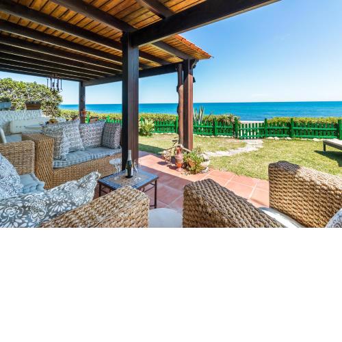 Beach Villa Dorada