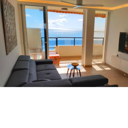 BEACHFRONT -- NEW LUXURY Apartment -- 1ª Linea Playa -- Fuengirola CITY CENTER -- Private PARKING -- Panoramic Sea Views --
